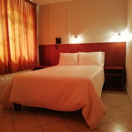 Hostal Vasco Такна Екстериор снимка