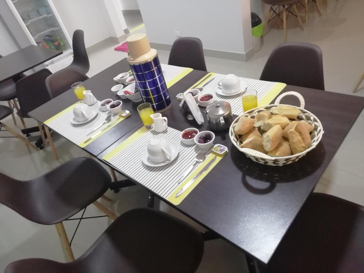 Hostal Vasco Такна Екстериор снимка