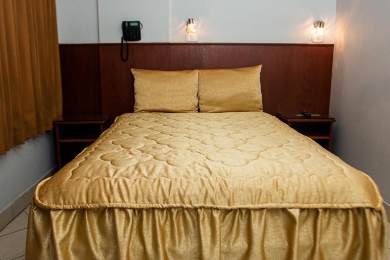 Hostal Vasco Такна Екстериор снимка