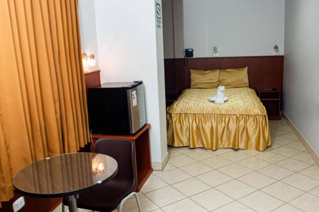 Hostal Vasco Такна Екстериор снимка